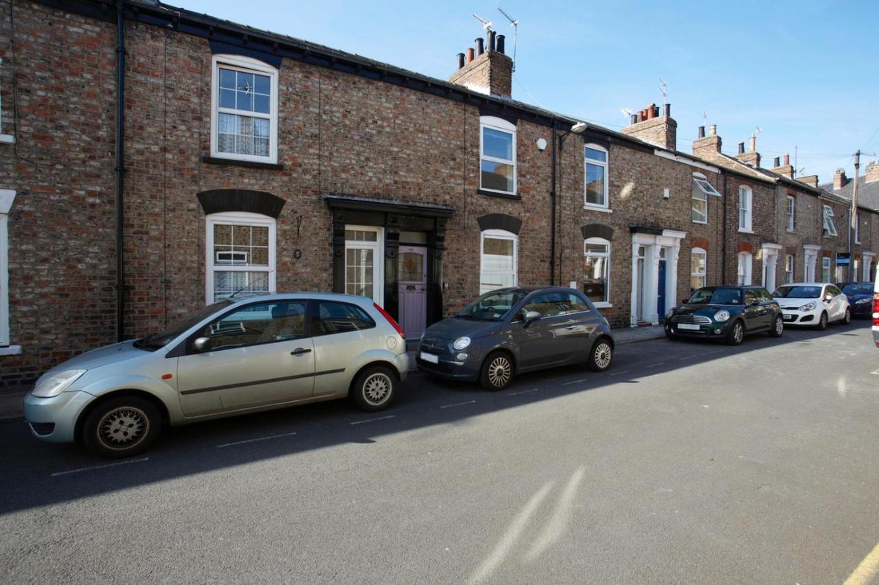 Stay In The Heart Of York At The Hampden - Free Parking - York Holiday Home Exterior photo