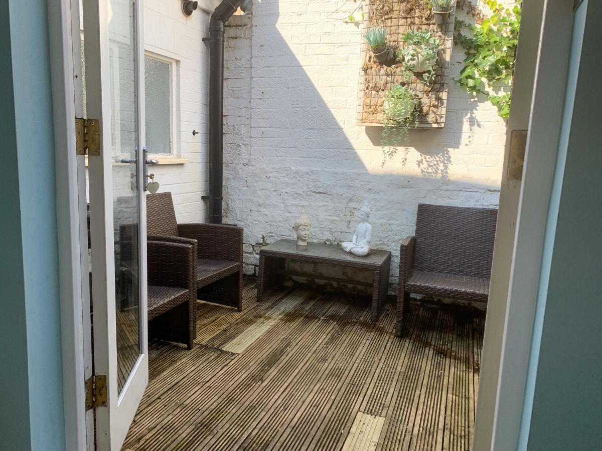 Stay In The Heart Of York At The Hampden - Free Parking - York Holiday Home Exterior photo