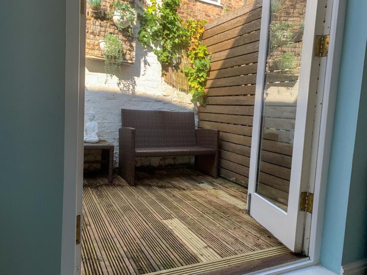 Stay In The Heart Of York At The Hampden - Free Parking - York Holiday Home Exterior photo